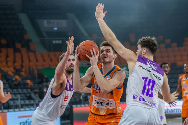 功不仅是他 功不仅是他